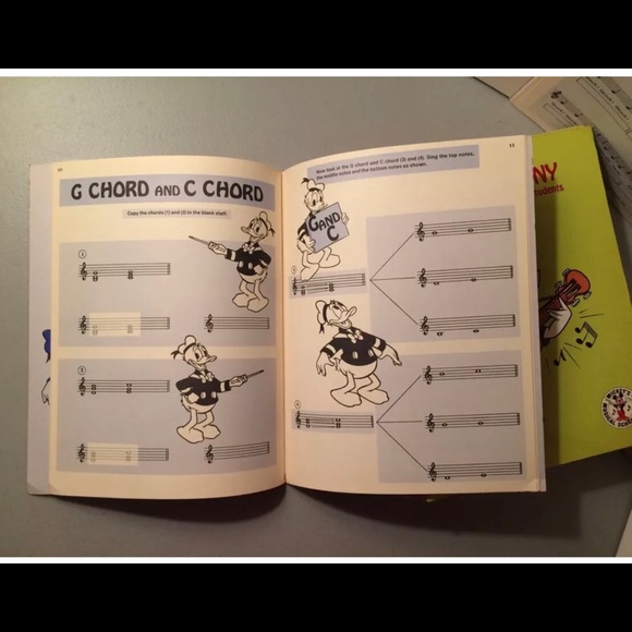 RARE Walt Disney Donald's Happy Harmony MUSIC BOOK - Picture 4 of 9